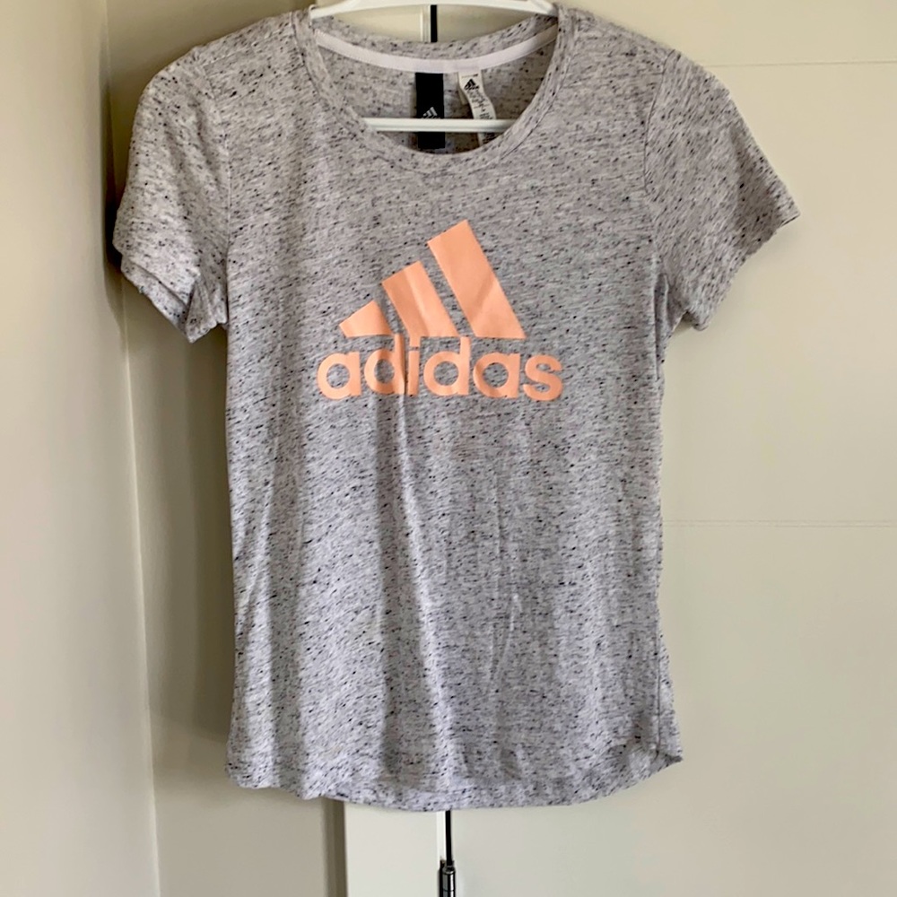 Adidas t shirt